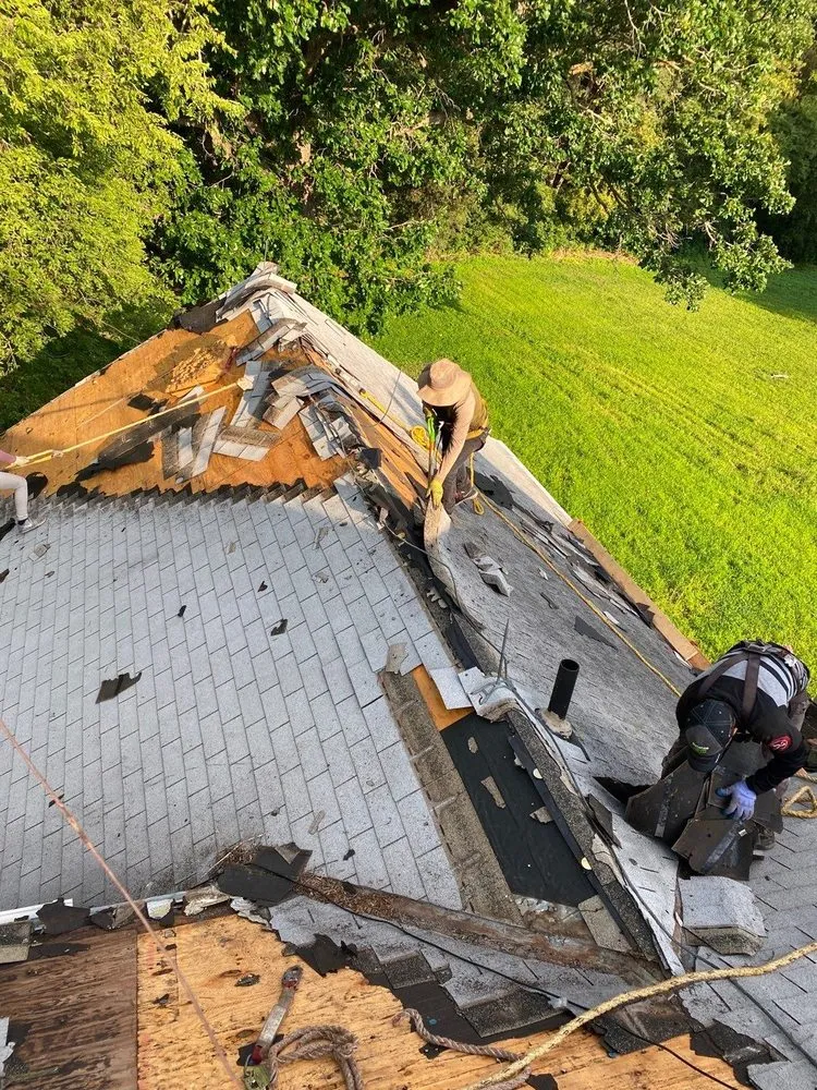 Slide of White Castle Roofing - Grand Island
