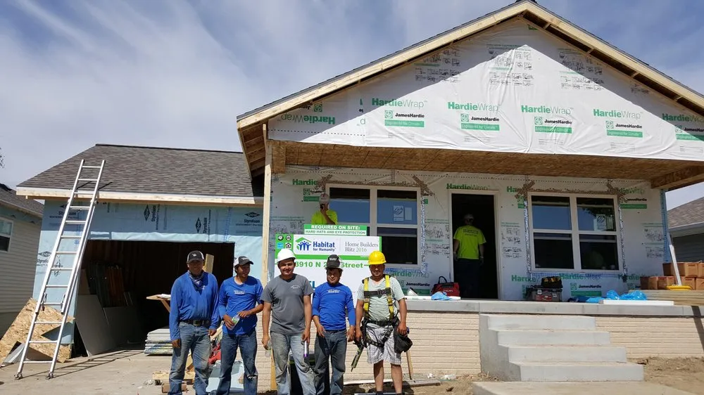 Slide of White Castle Roofing - Omaha