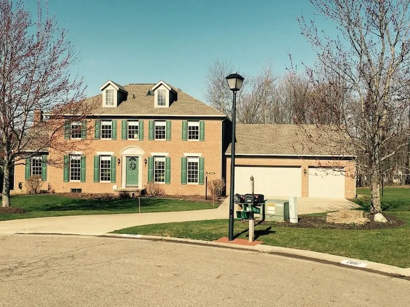 Slide of White Glove Exteriors