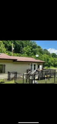 White Lightnin‘ Fencing