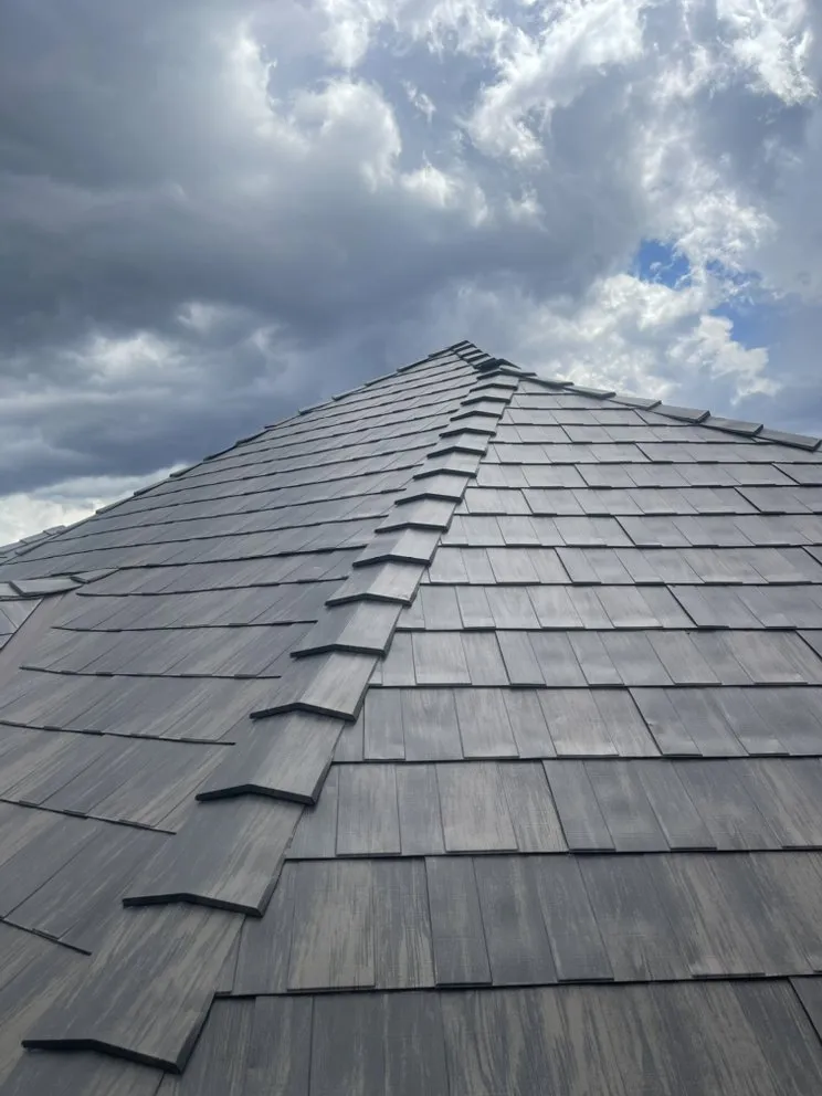 Slide of White Mountain Roofing