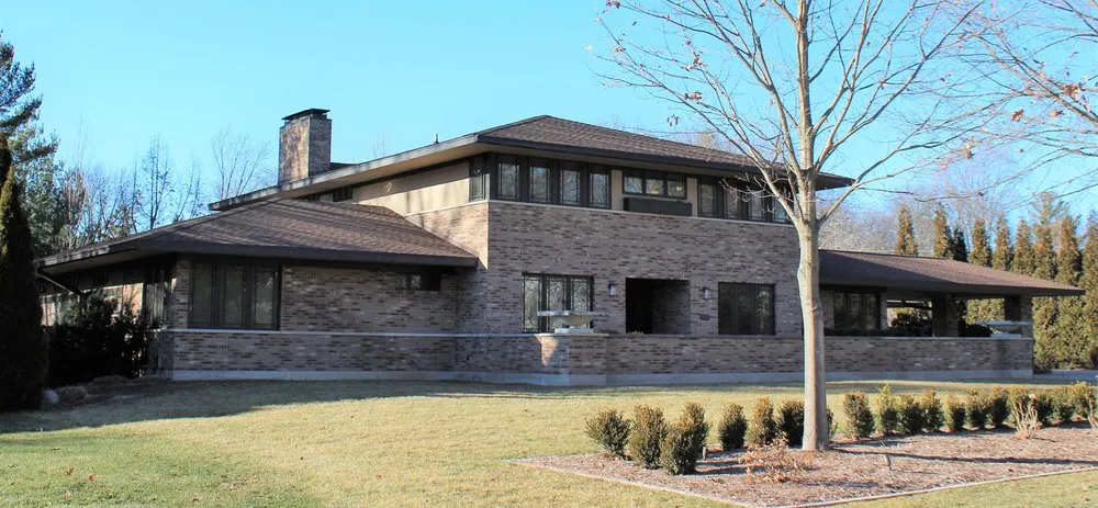 Slide of White Roofing Service - Savoy