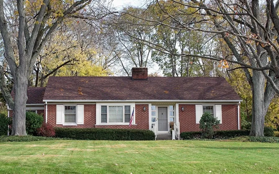 Slide of White Roofing Service - Savoy