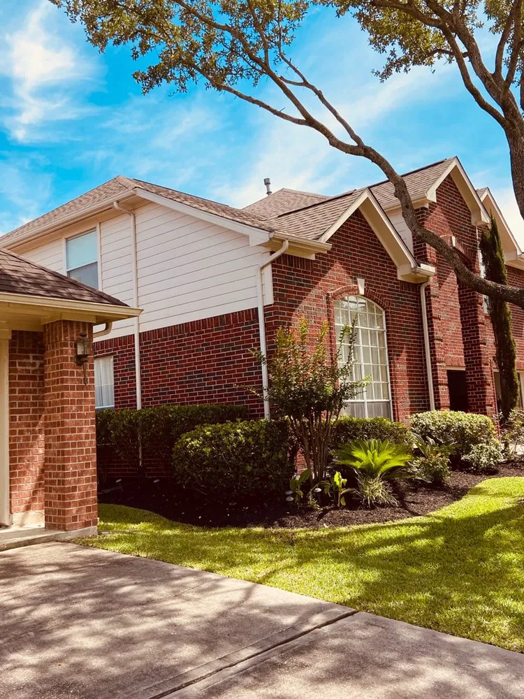 Slide of White Star Roofing