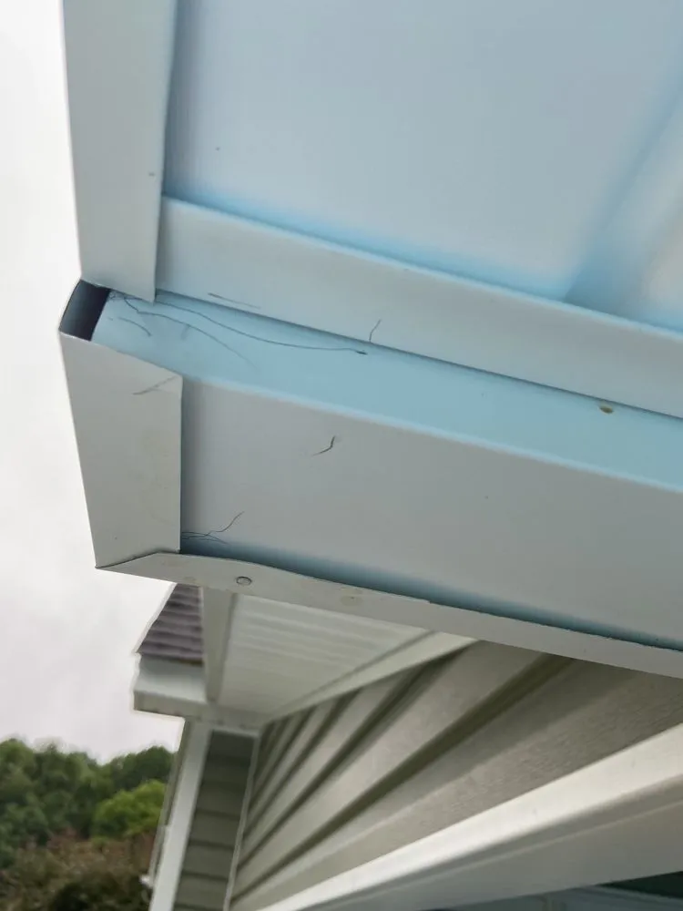 Slide of Whitehouse Roofing & Window