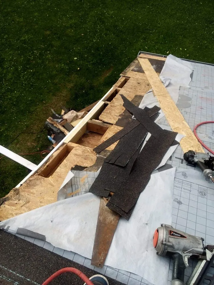 Slide of Whittsroofing