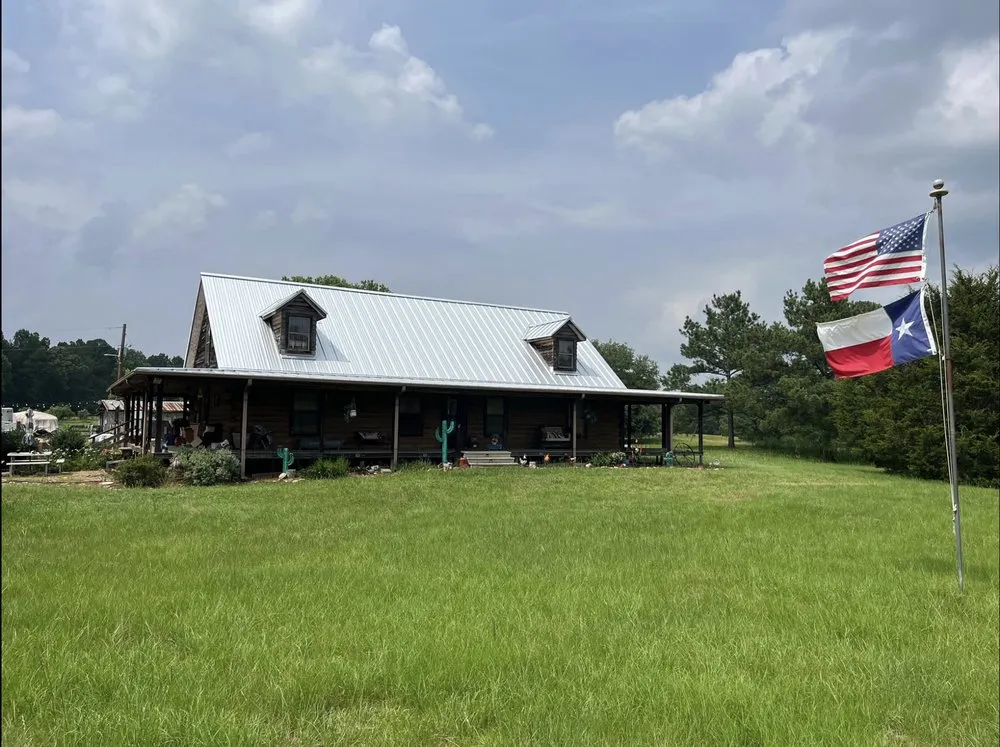 Slide of Whole Armour Roofing & Solar