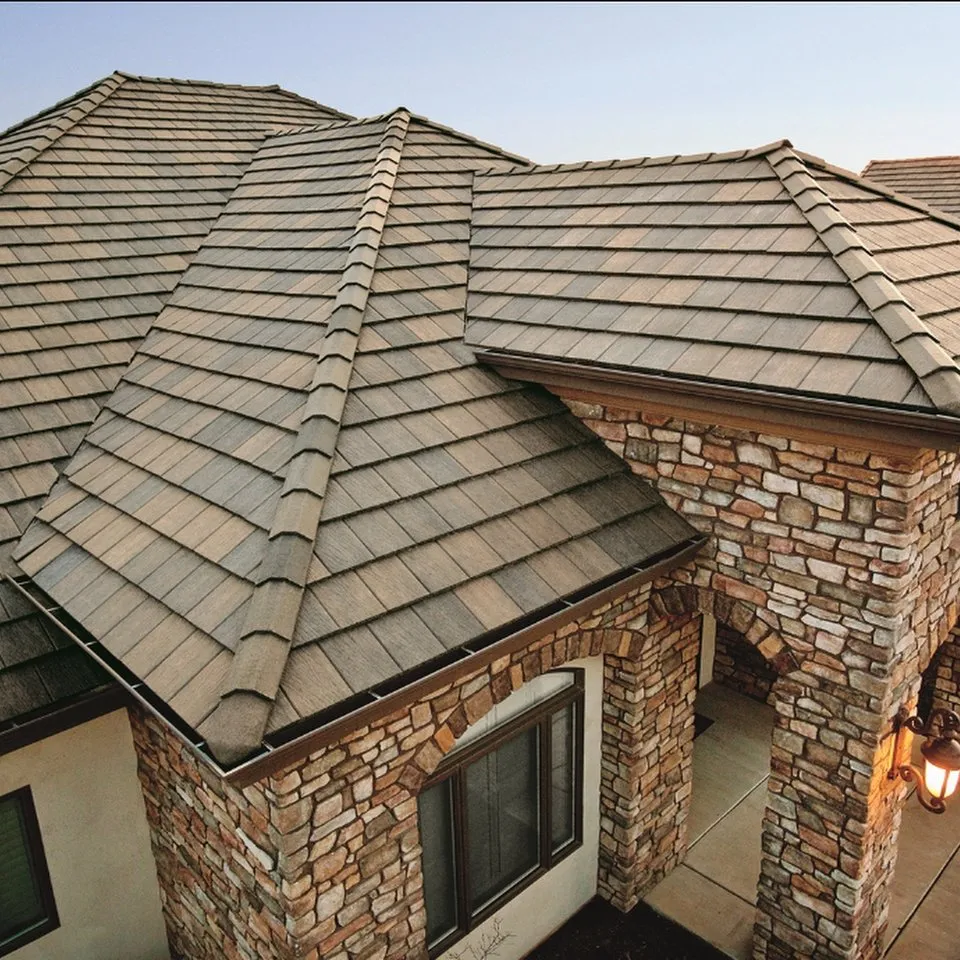 Slide of Whyte Edge Roofing