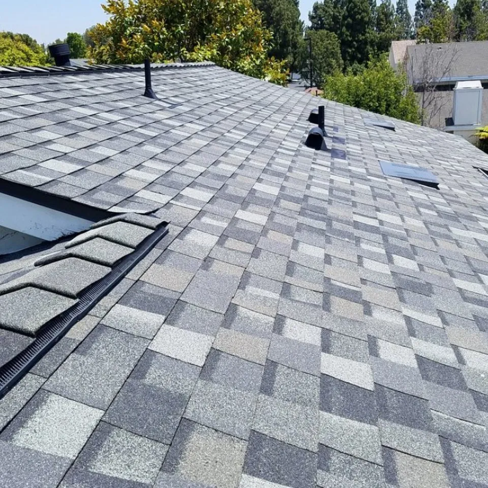 Slide of Whyte Edge Roofing