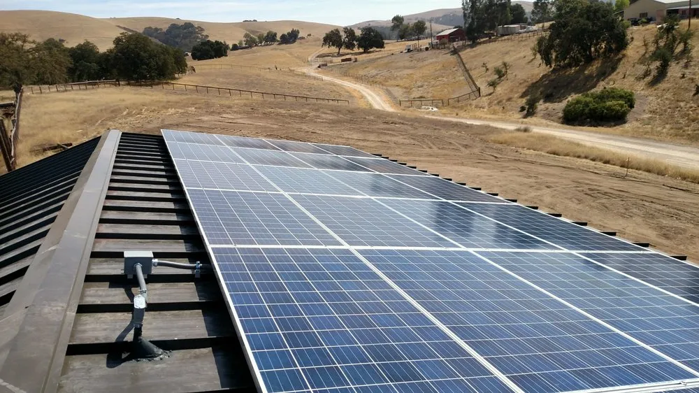 Slide of Wick's Roofing