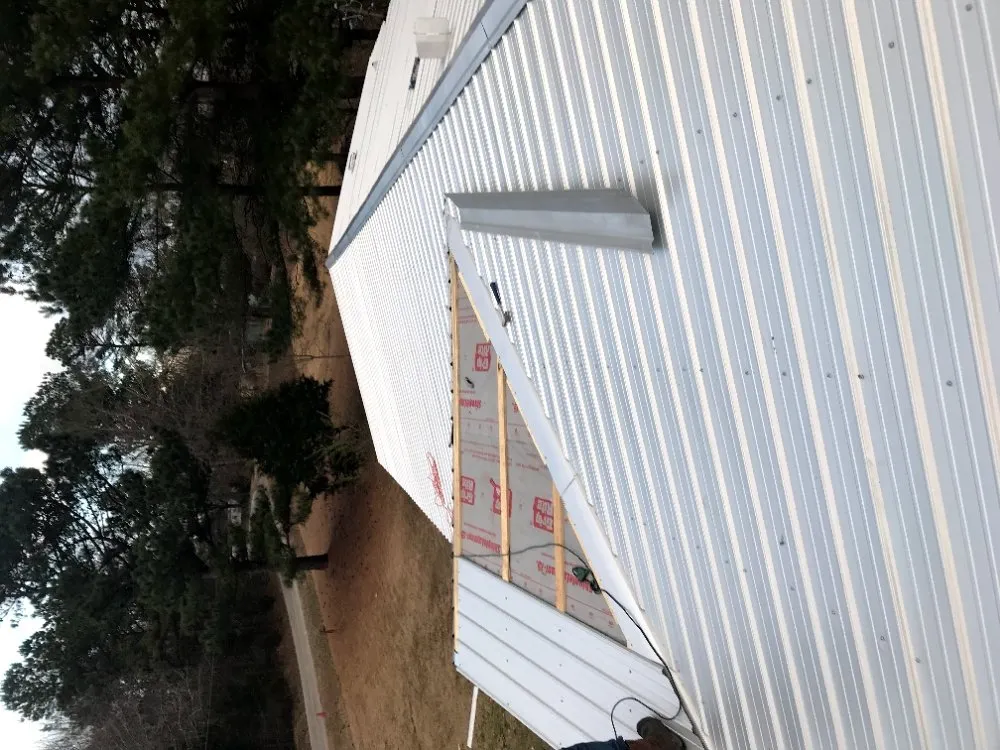 Top-rated flat roof repair in Hickory Flat, MS by Wiggins Handyman & Restoration Service