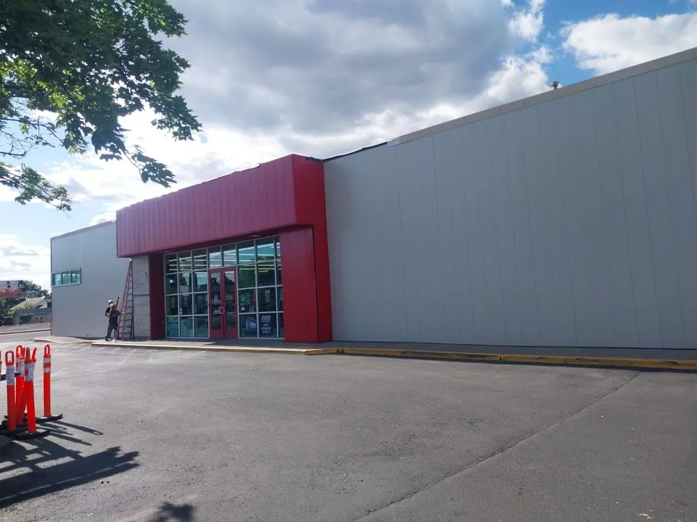 Slide of Wil roofing