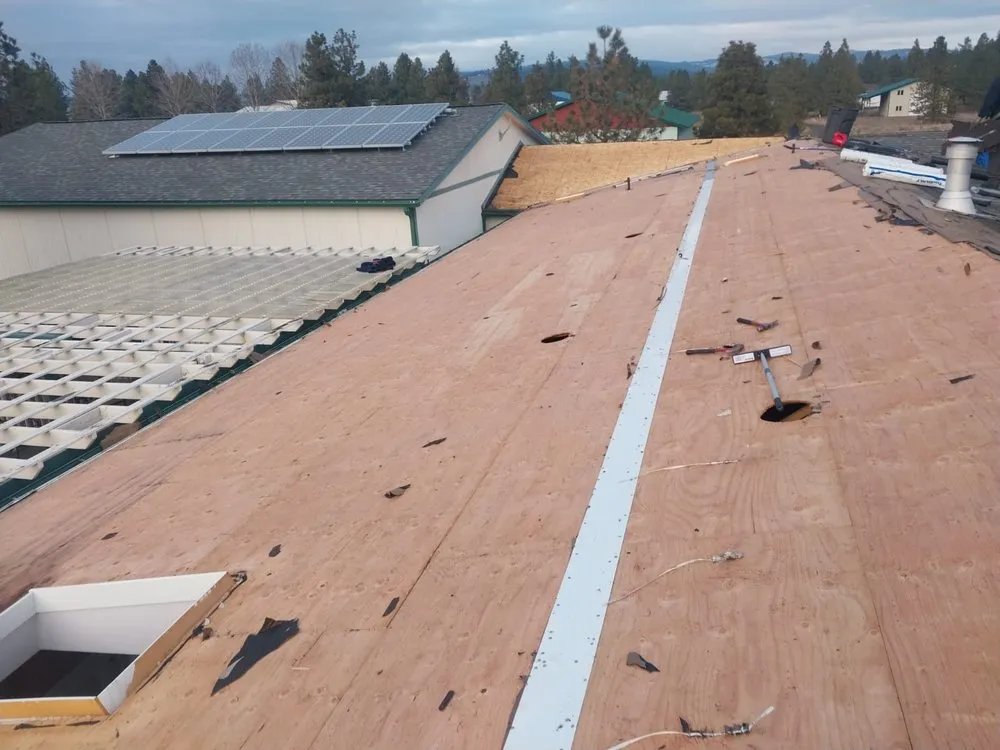 Slide of Wil roofing