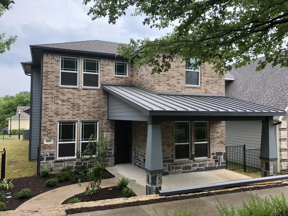 Slide of Wildcat Roofing