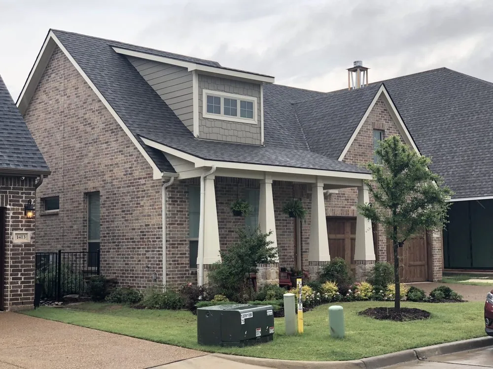 Slide of Wildcat Roofing