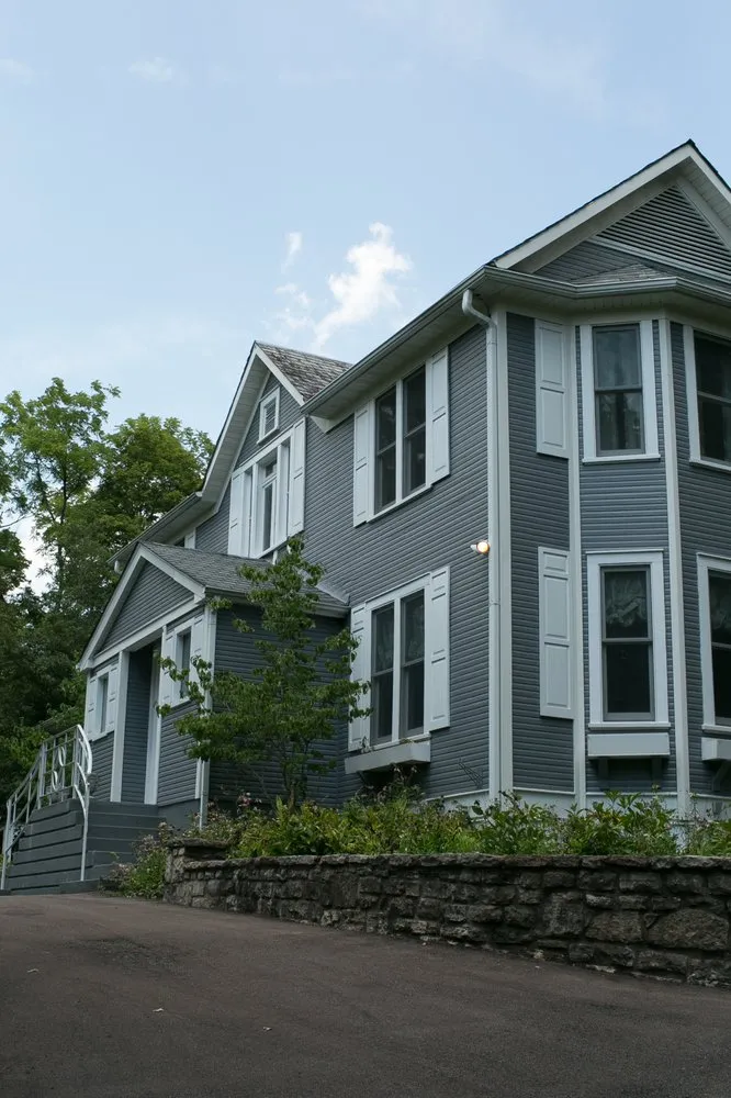 Slide of Wildwood Roofing & Construction