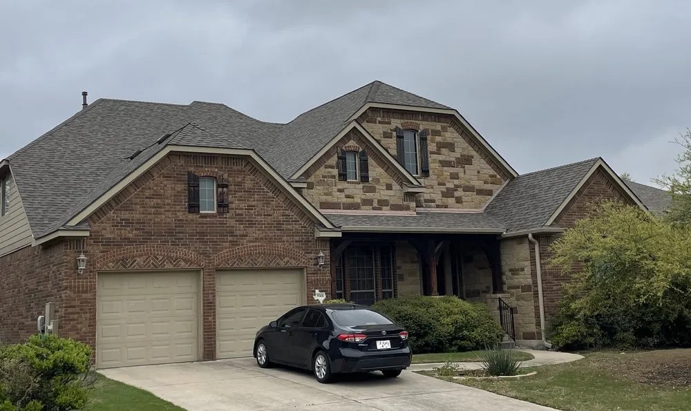 Slide of Willi Roofing Services