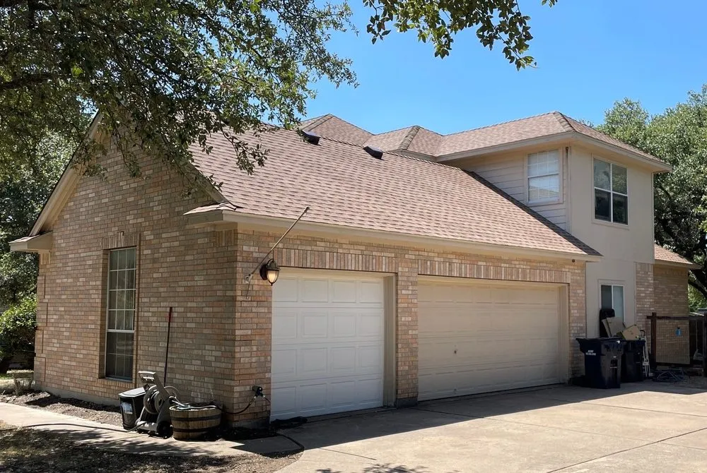 Slide of Willi Roofing Services