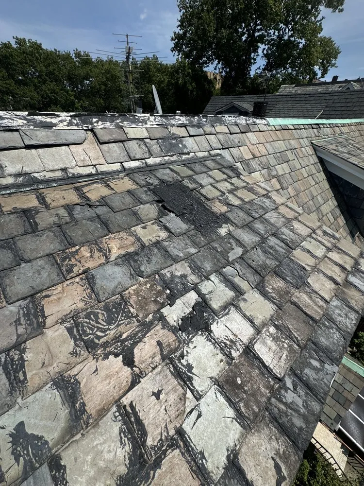 Reliable roof repair experts serving Sunnyside, NY - William & Hugh Roofing