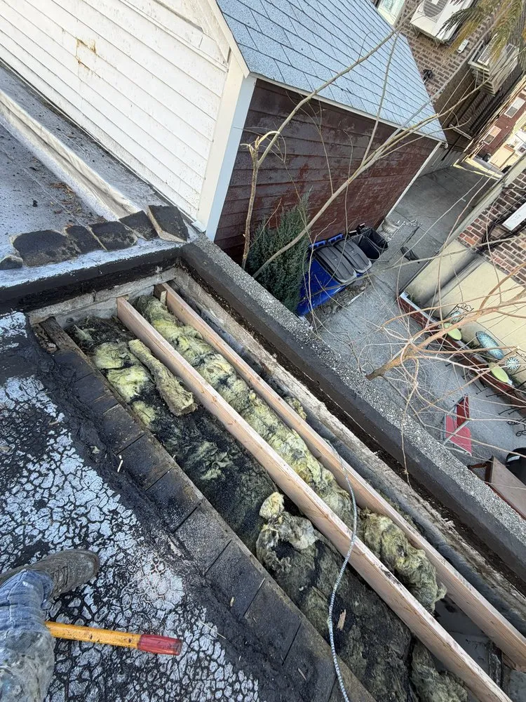 Top-rated roof inspection in Sunnyside, NY by William & Hugh Roofing