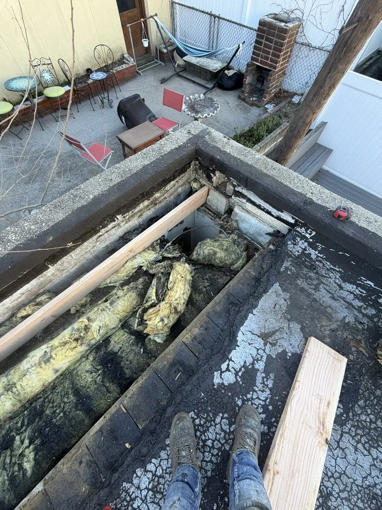 Expert residential roofing service in Sunnyside, NY by William & Hugh Roofing