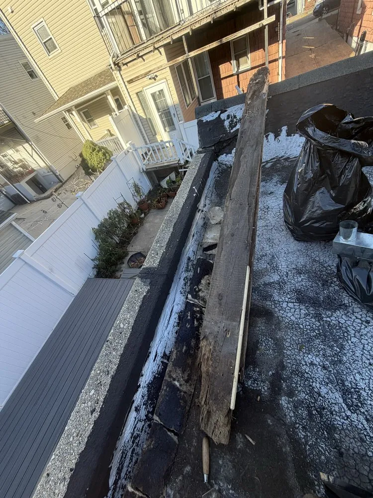 Expert roof repair in Sunnyside, NY by William & Hugh Roofing