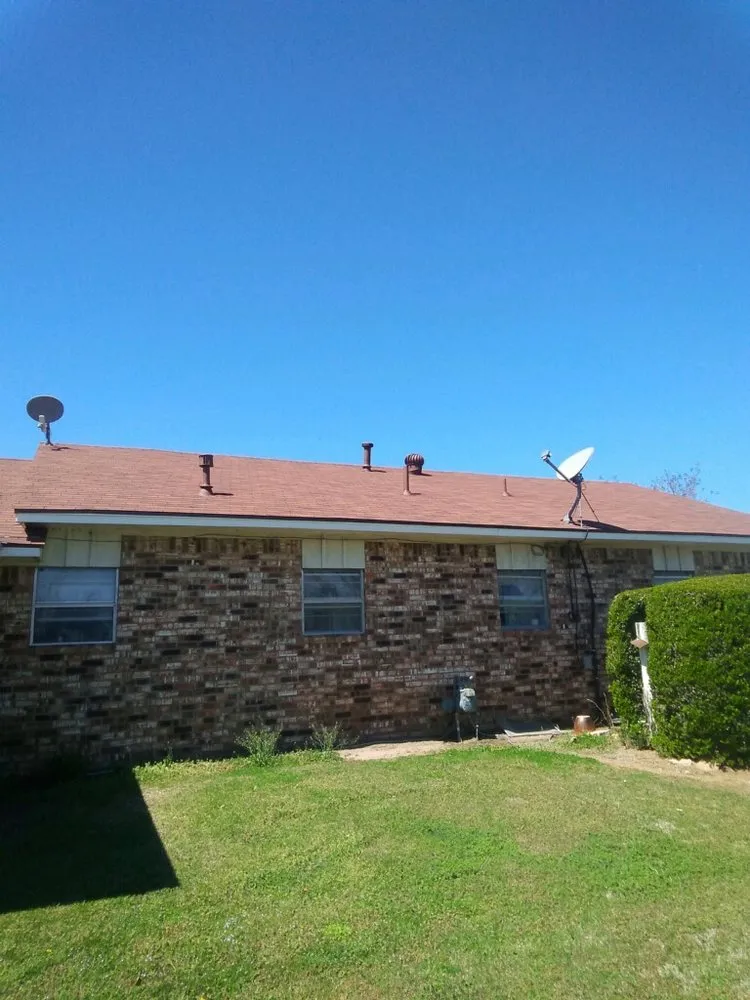 Slide of William Joles Roofing & Painting