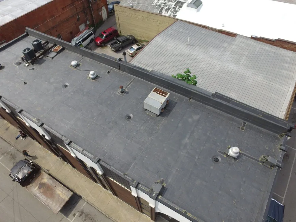 Slide of William Maxwell Roofing