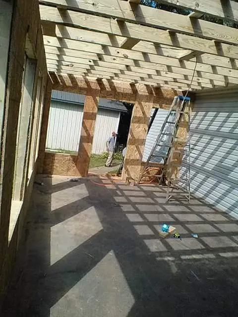 Slide of Williams Custom Construction