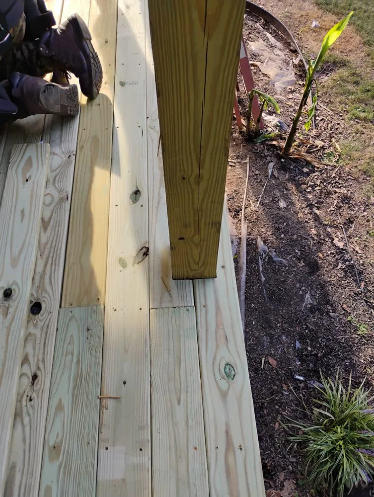 Slide of Williams Custom Flooring