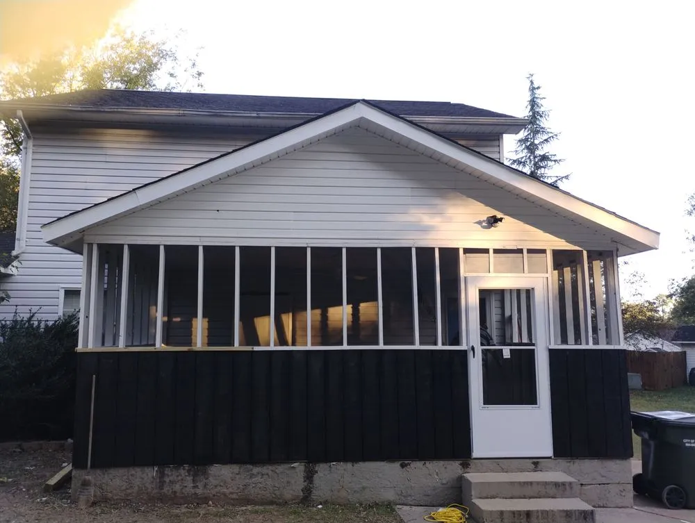 Slide of Williams Custom Flooring