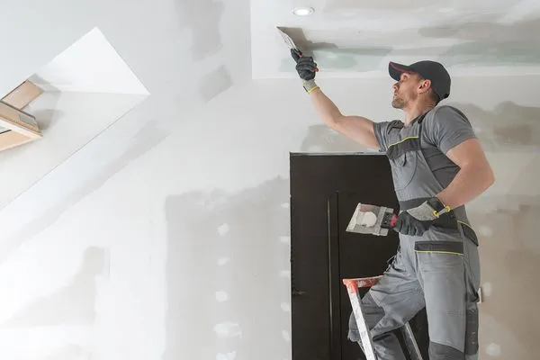 Williams Home Improvement Logo