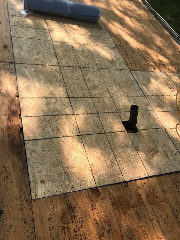 Slide of Williams Roofing & Construction