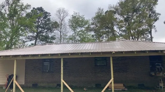 Slide of Williams Roofing & Remodeling