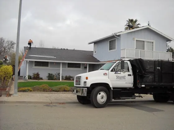 Slide of Williams Roofing