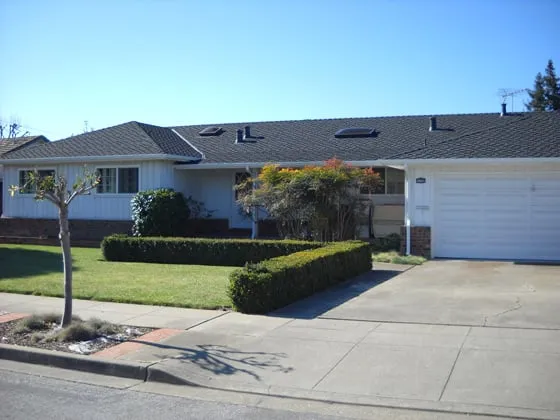 Slide of Williams Roofing