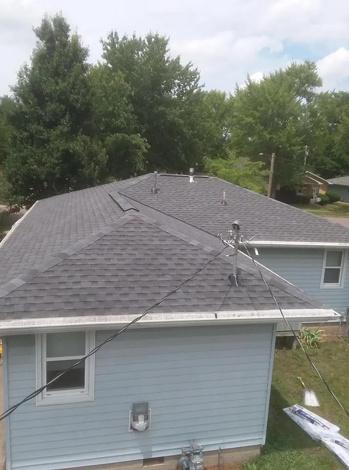 Slide of Williams Roofing