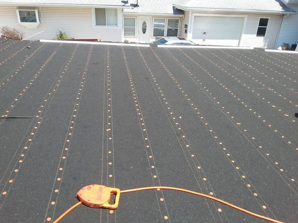 Slide of Williams Roofing