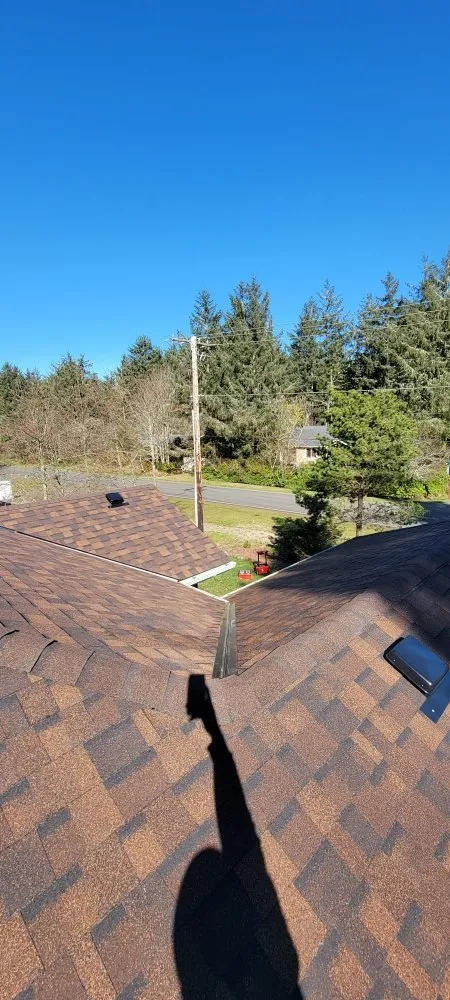 Slide of William's Roofing