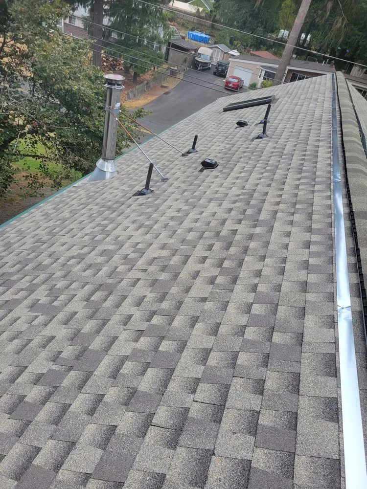 Slide of William's Roofing