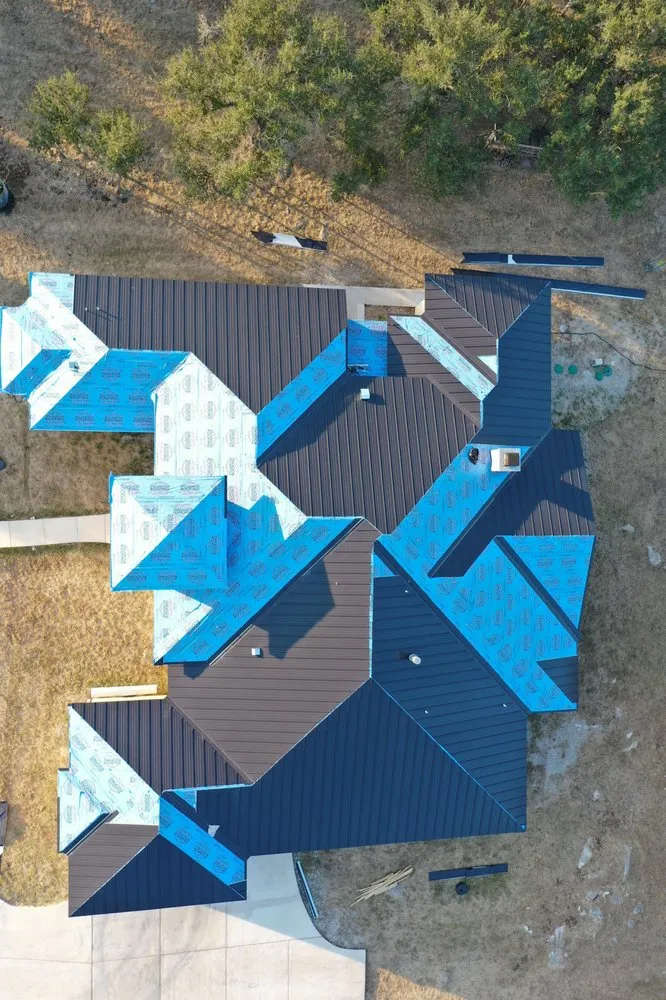 Slide of Williamson Roofing