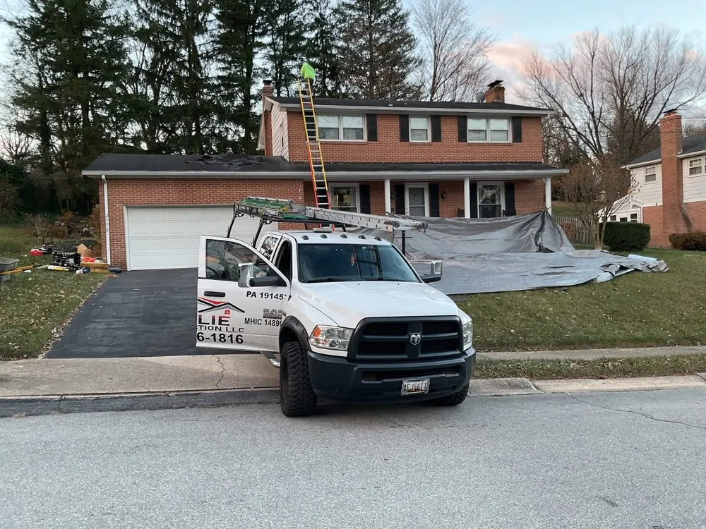 Slide of Willie Construction