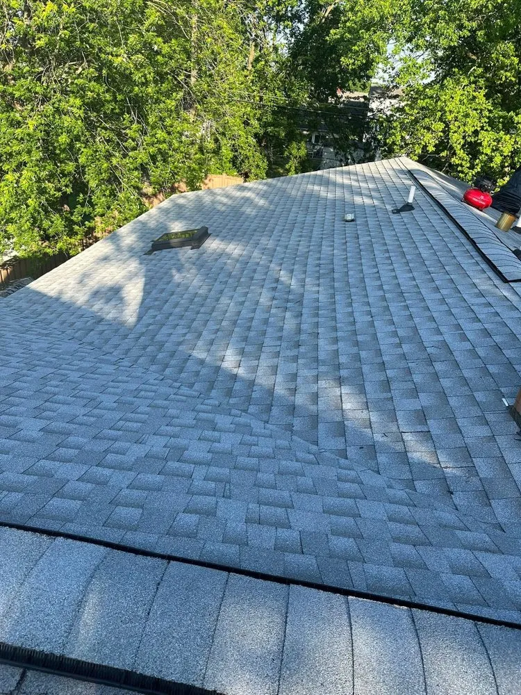 Slide of Willie Construction