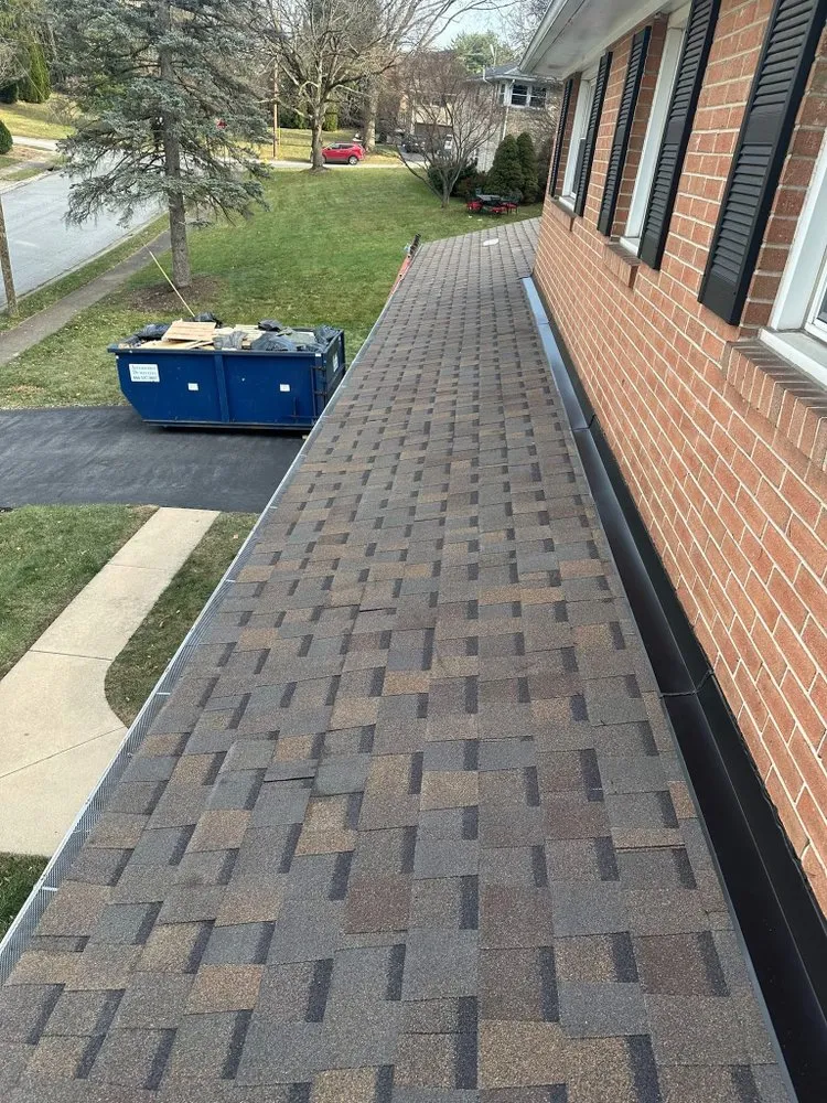 Slide of Willie Construction