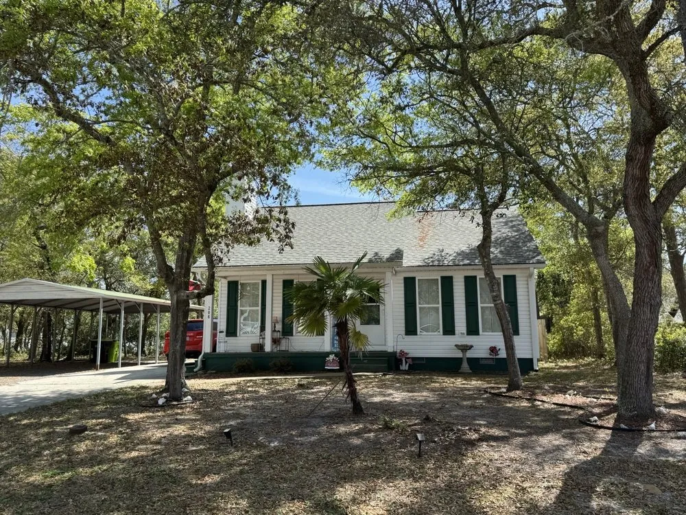 Slide of Willis Roofing