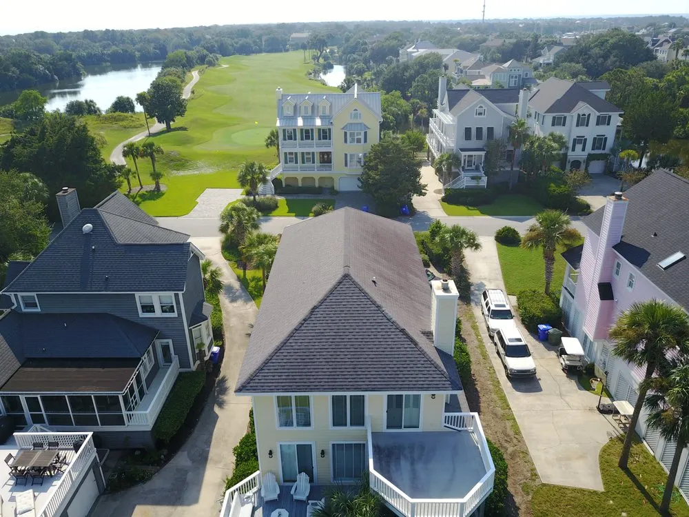 Slide of Willow Ash Roofing
