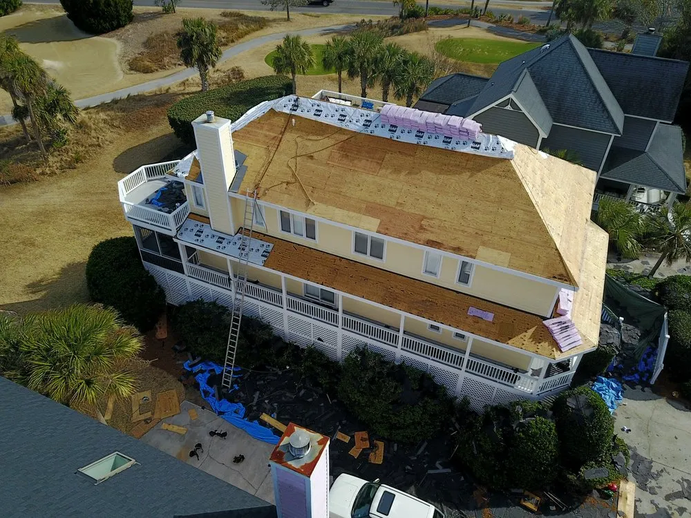 Slide of Willow Ash Roofing