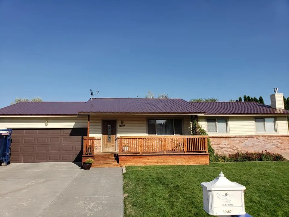 Slide of Willow Exterior Renovation & Construction