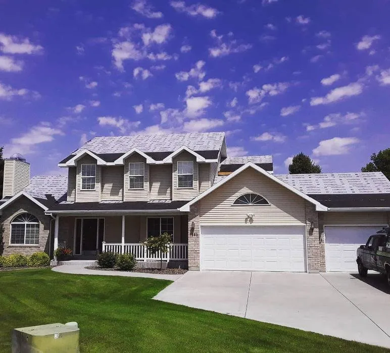 Slide of Willow Exterior Renovation & Construction