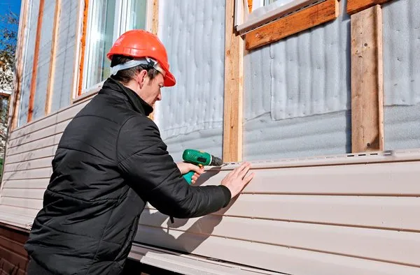 Wilmington Roofing Contractors Logo